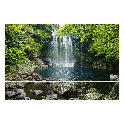 Nálepka na dlaždice Vodopád obklopený přírodou