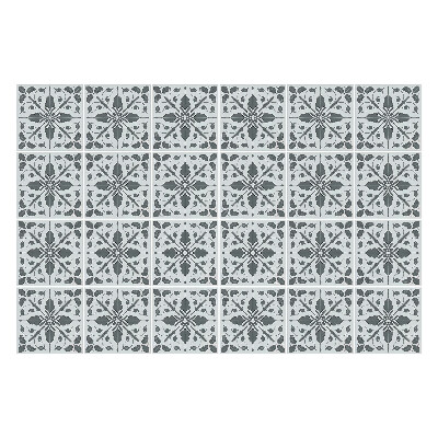 Samolepka na dlaždice Květinové ornamenty v síťovině