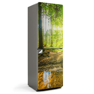 Samolepicí tapeta na lednici Lesní krajina s vodním akcentem