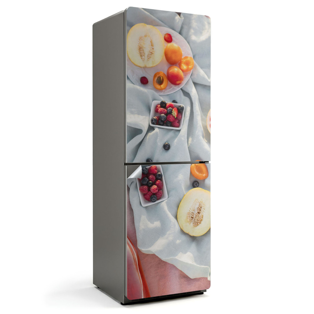 Samolepka na lednici Ovoce v šťavnatých barvách na vzorovaném pozadí