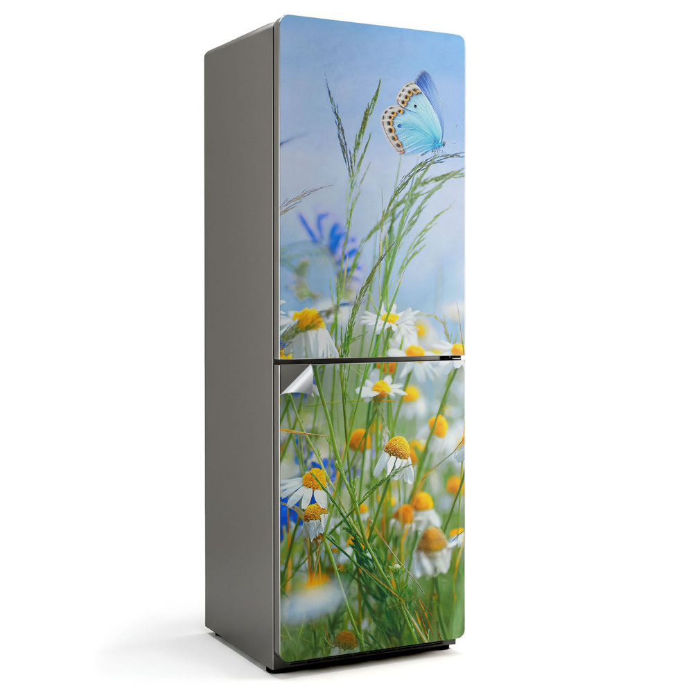 Samolepicí tapeta na lednici Motýl mezi lučními květinami